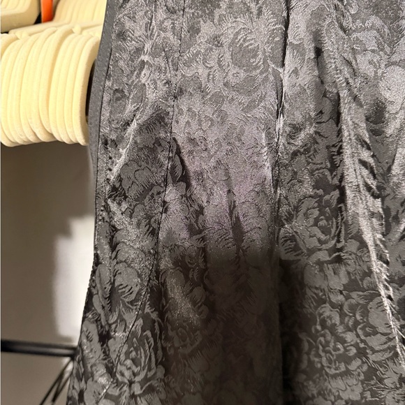 Elegant Black and Gold Layered top, jacket - Picture 4 of 6